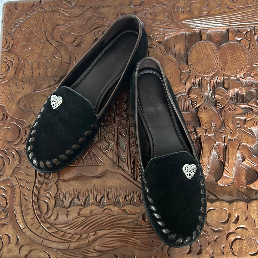 Brighton black suede loafers with brown leather trim. Excellent condition